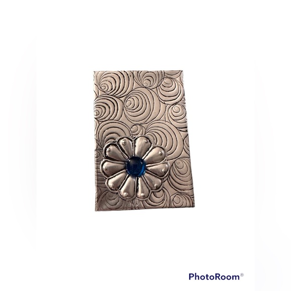 Aluminum Keepsake Box Handmade in Mexico - Picture 1 of 5